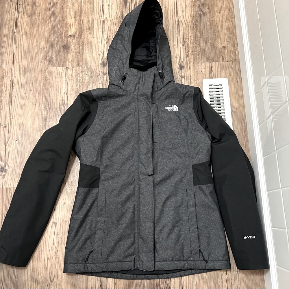 Women’s North Face Jacket